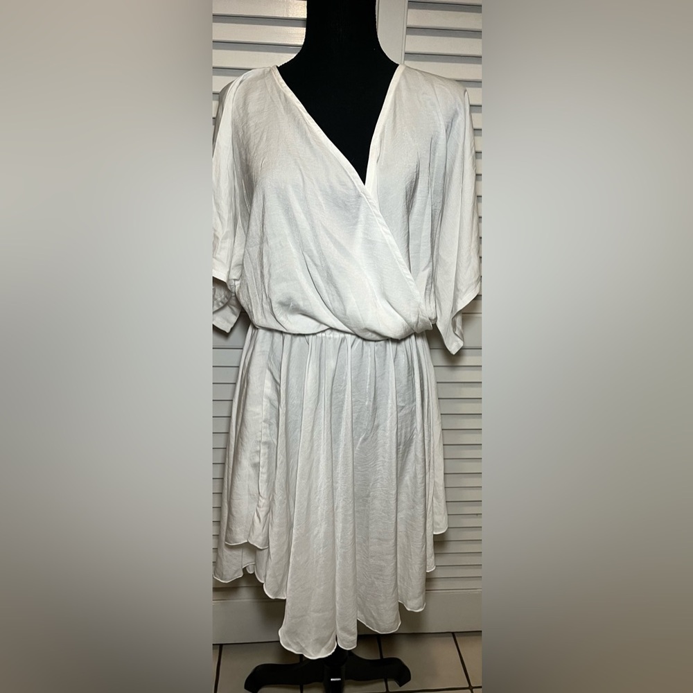 White Light Weight V Neck Swim Suit Cover/Dress